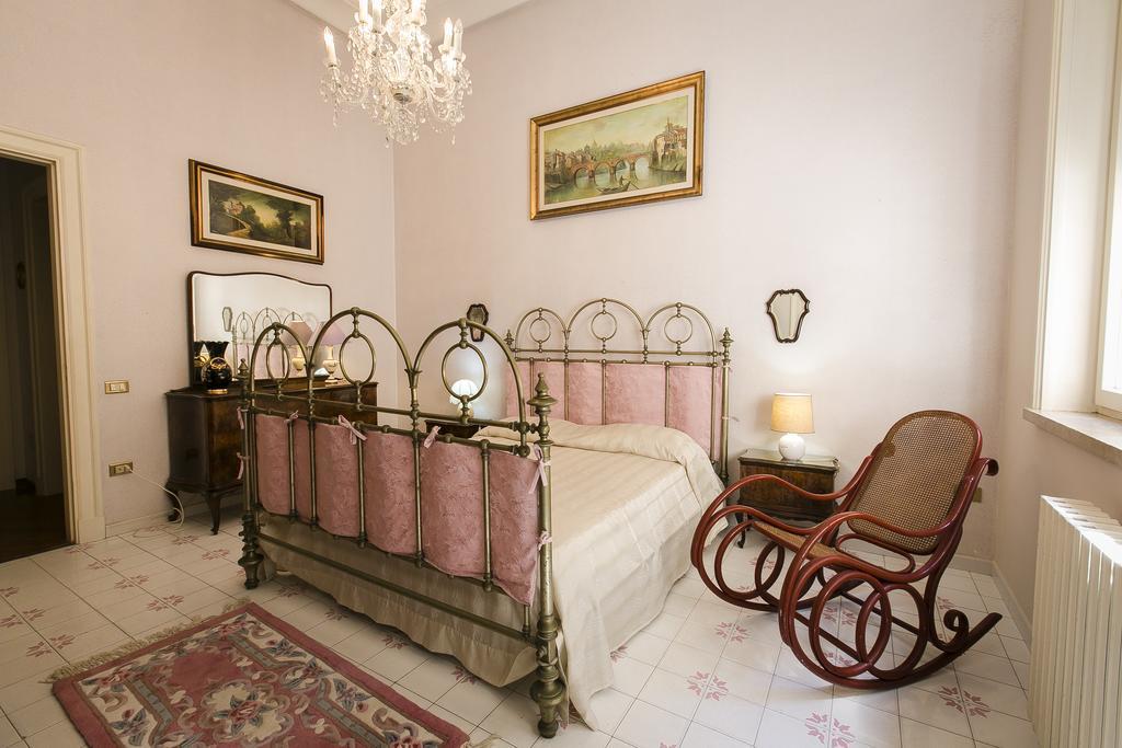 La Casa Della Zia Armenia Hotel Marsala Szoba fotó
